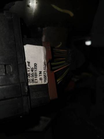 Przełącznik zespolony, w komplecie 255671453R RENAULT