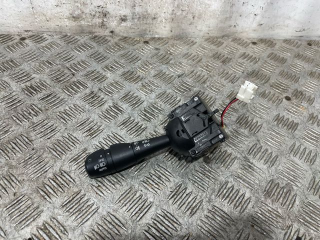 255675887R Renault (RVI)