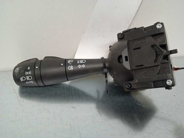 Przełącznik zespolony, w komplecie 255676085R RENAULT