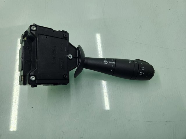Przełącznik zespolony, w komplecie 255676085R RENAULT