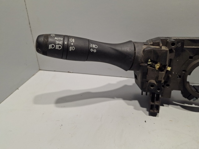 Przełącznik zespolony, w komplecie 255678207R RENAULT
