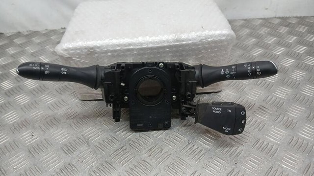 Przełącznik zespolony, w komplecie 255678341R RENAULT