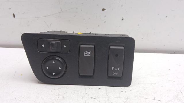 255704283R Renault (RVI)