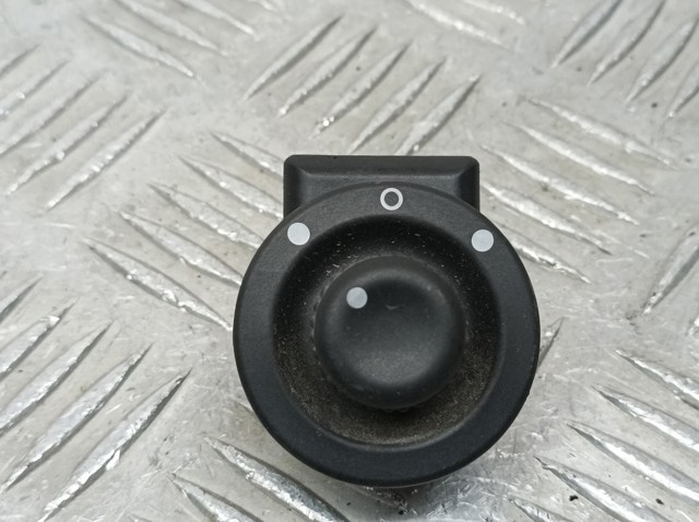 255704649R Renault (RVI)