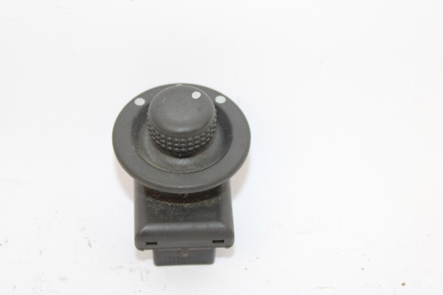 Sterownik lusterek bocznych, na drzwi 255706283R RENAULT
