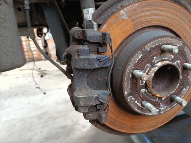 Zacisk hamulcowy tylny prawy 2571536 FORD