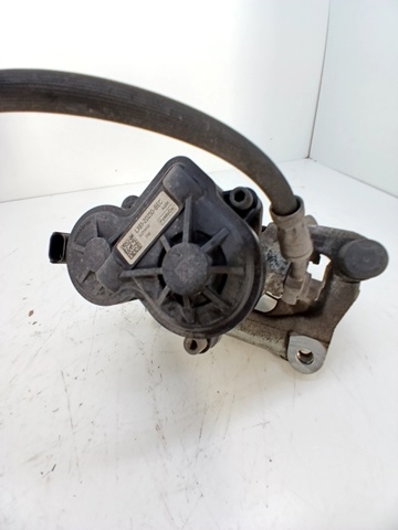 Zacisk hamulcowy tylny prawy Ford Focus 4 HP