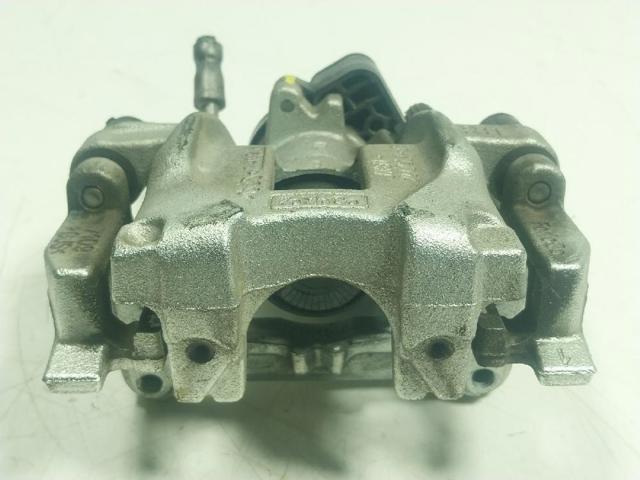 Zacisk hamulcowy tylny prawy Ford Focus 4 HP