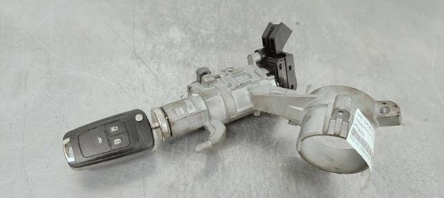 Kostka stacyjki zapłonowej 25799293 OPEL