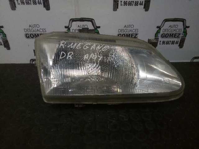 Reflektor prawy 260101792R RENAULT