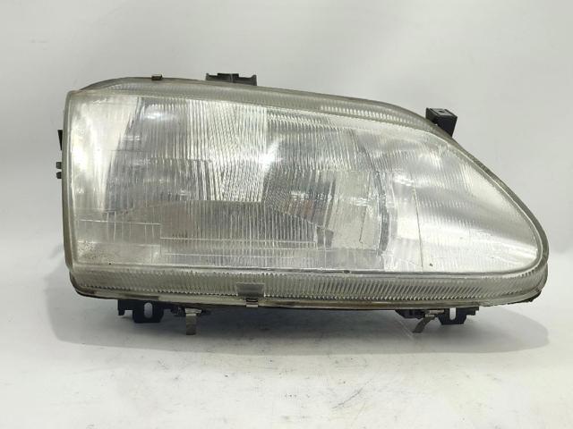 Reflektor prawy 260101792R RENAULT