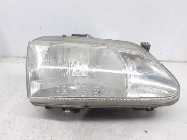 Reflektor prawy 260101792R RENAULT
