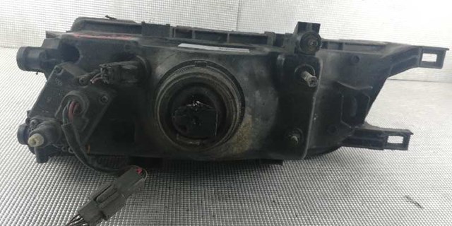 Reflektor prawy 260101N726 NISSAN