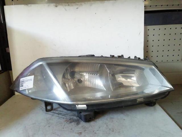 Reflektor prawy 260103726R RENAULT