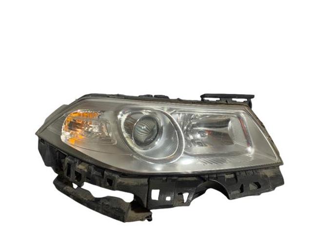 Reflektor prawy 260103726R RENAULT