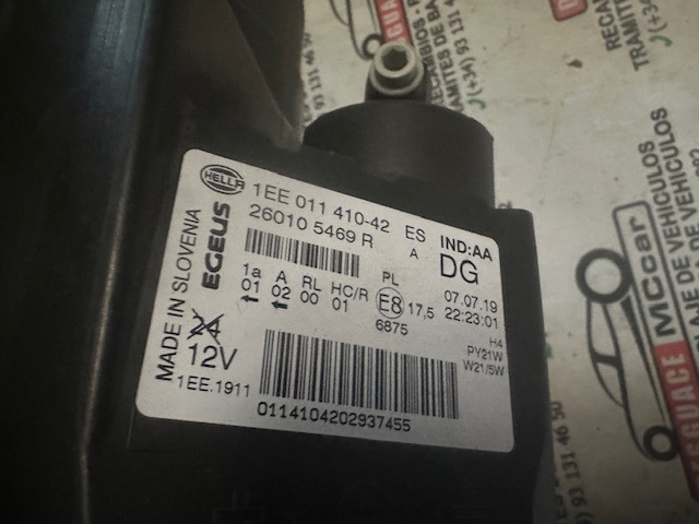 Reflektor prawy Renault Trafic 3