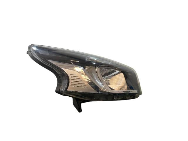 Reflektor prawy Renault Trafic 3