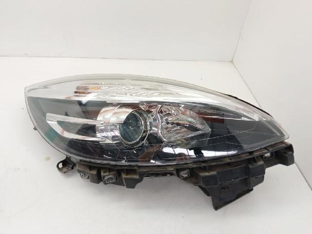 Reflektor prawy 260108453R RENAULT