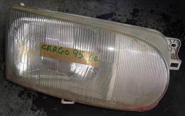Reflektor prawy 260108C002 NISSAN