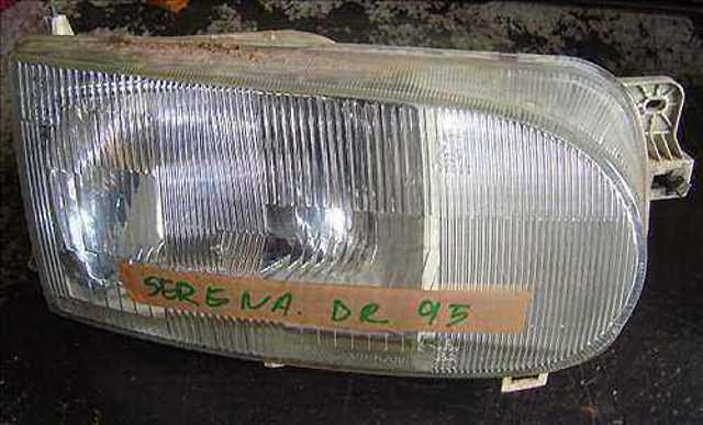 Reflektor prawy 260108C002 NISSAN