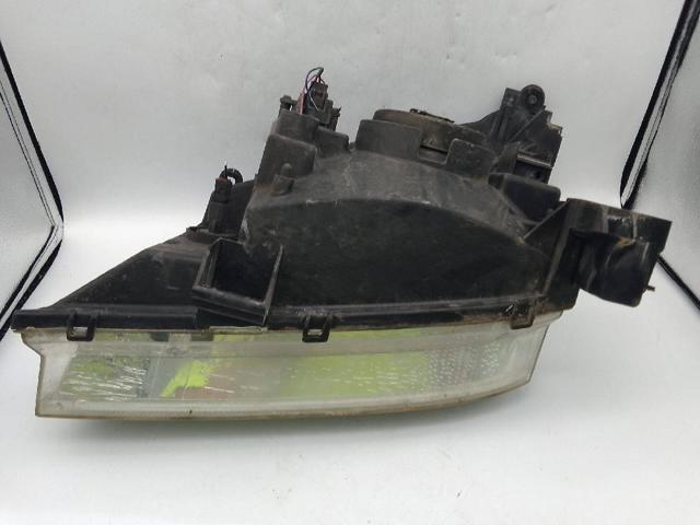 Reflektor prawy 260108H926 NISSAN