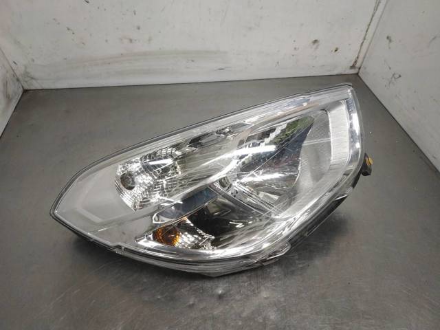 Reflektor prawy 260109545R RENAULT