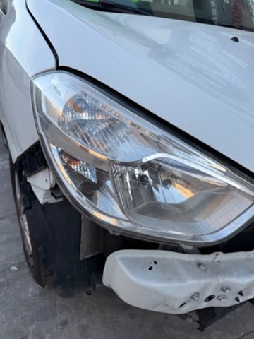 Reflektor prawy 260109545R RENAULT