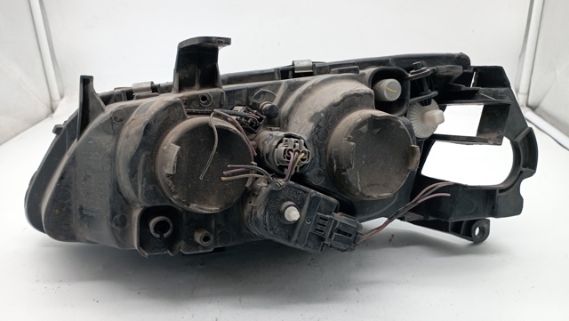 Reflektor prawy 26010BN011 NISSAN