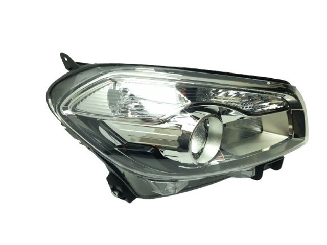 Reflektor prawy 26010BR00A NISSAN