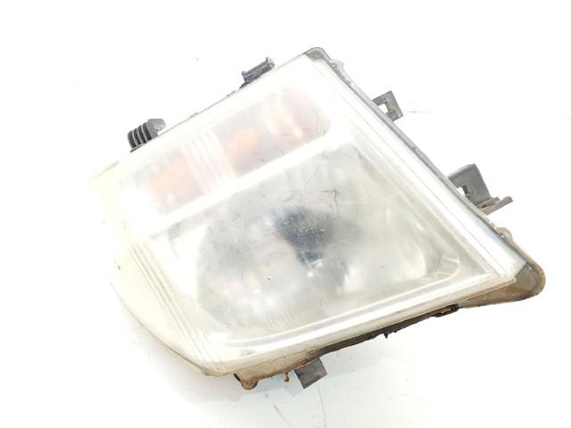 Reflektor prawy 26010EB300 NISSAN