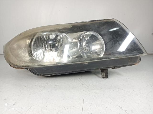 Reflektor prawy 26010JD90A NISSAN