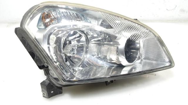 Reflektor prawy 26010JD91A NISSAN