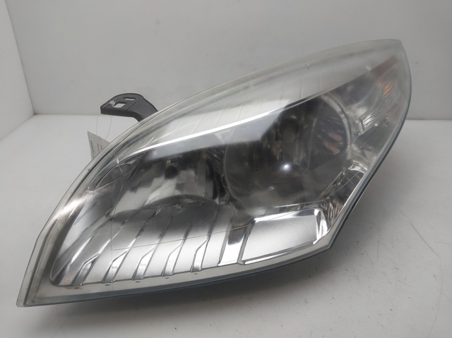 Reflektor lewy 260600017R RENAULT