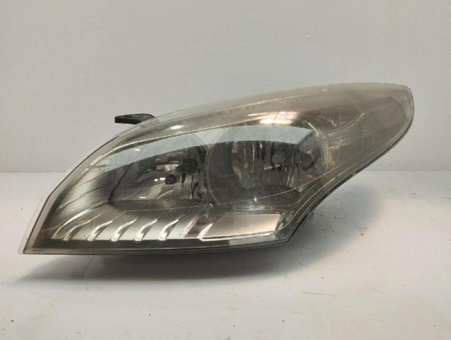 Reflektor lewy 260600017R RENAULT