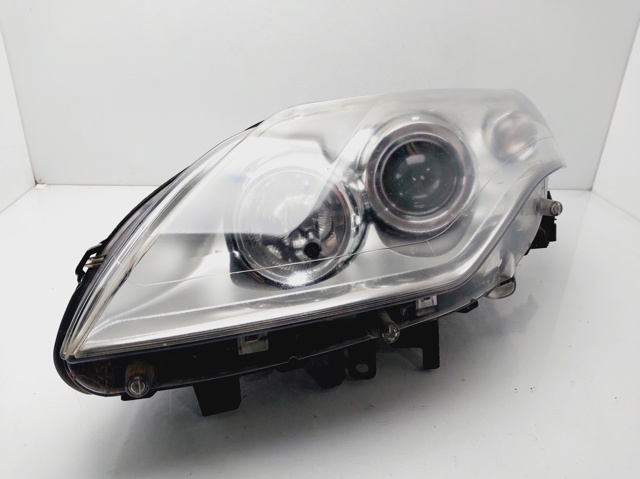 Reflektor lewy 260600033R RENAULT