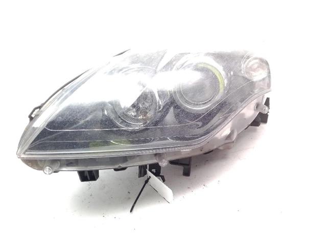 Reflektor lewy 260600038R RENAULT