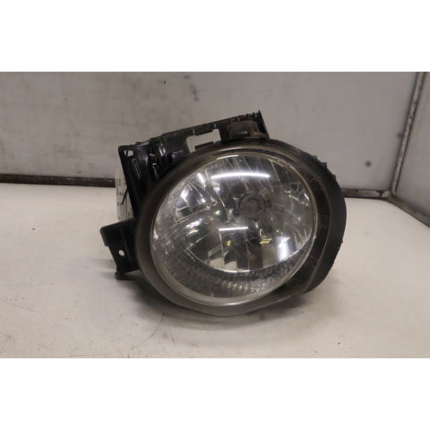 Reflektor lewy 260601KA0B NISSAN