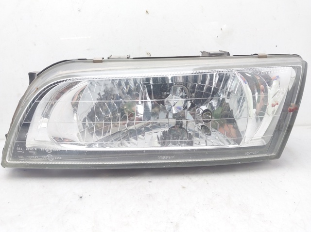 Reflektor lewy 260601N726 NISSAN