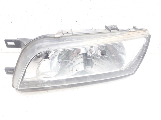 Reflektor lewy 260601N726 NISSAN