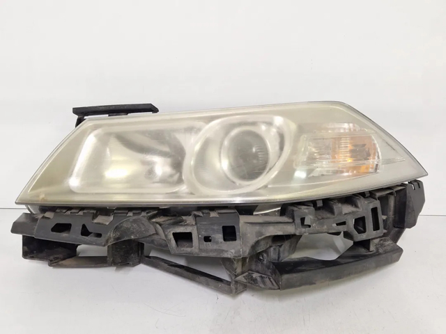 Reflektor lewy 260603054R RENAULT
