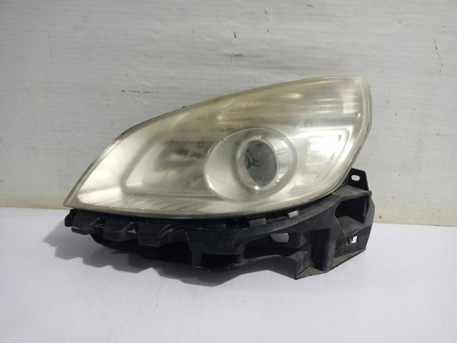 Reflektor lewy 260605051R RENAULT
