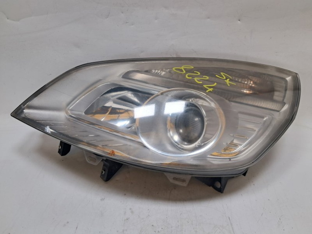 Reflektor lewy 260605051R RENAULT