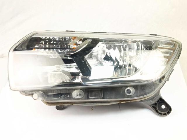 Reflektor lewy 260605665R RENAULT