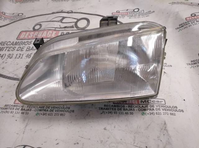 Reflektor lewy 260605784R RENAULT