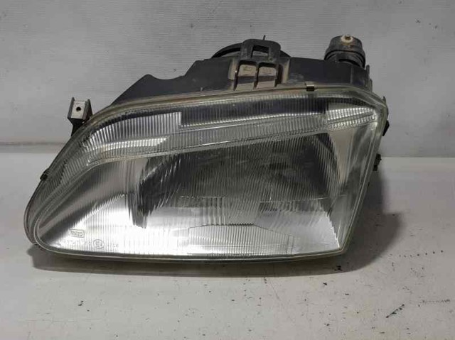 Reflektor lewy 260605784R RENAULT