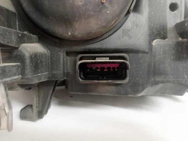 Reflektor lewy Renault Megane 4 K9A, K9M, K9N