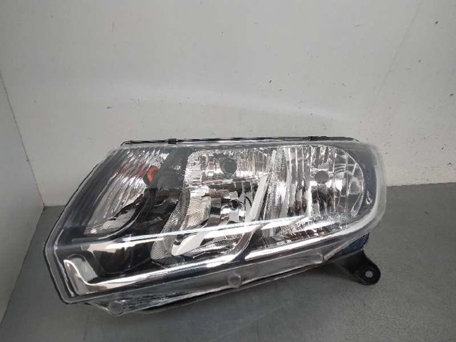 Reflektor lewy 260607796R RENAULT