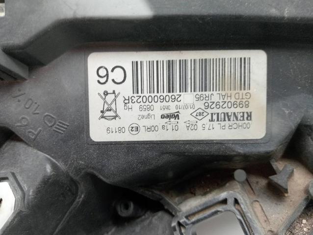 Reflektor lewy 260608682R RENAULT