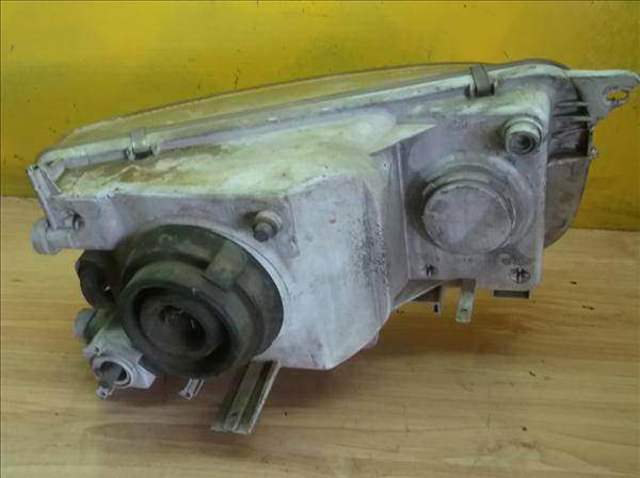 Reflektor lewy Nissan Vanette C23