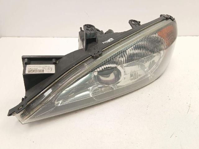 Reflektor lewy 260609F600 NISSAN